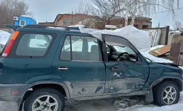 Honda CR-V 1996 года за 1 000 000 тг. в Усть-Каменогорск фото 2