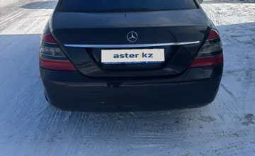 Mercedes-Benz S-Класс 2006 года за 6 500 000 тг. в Астана