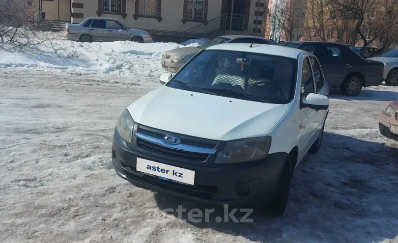 LADA (ВАЗ) Granta 2013 года за 2 500 000 тг. в Астана фото 2