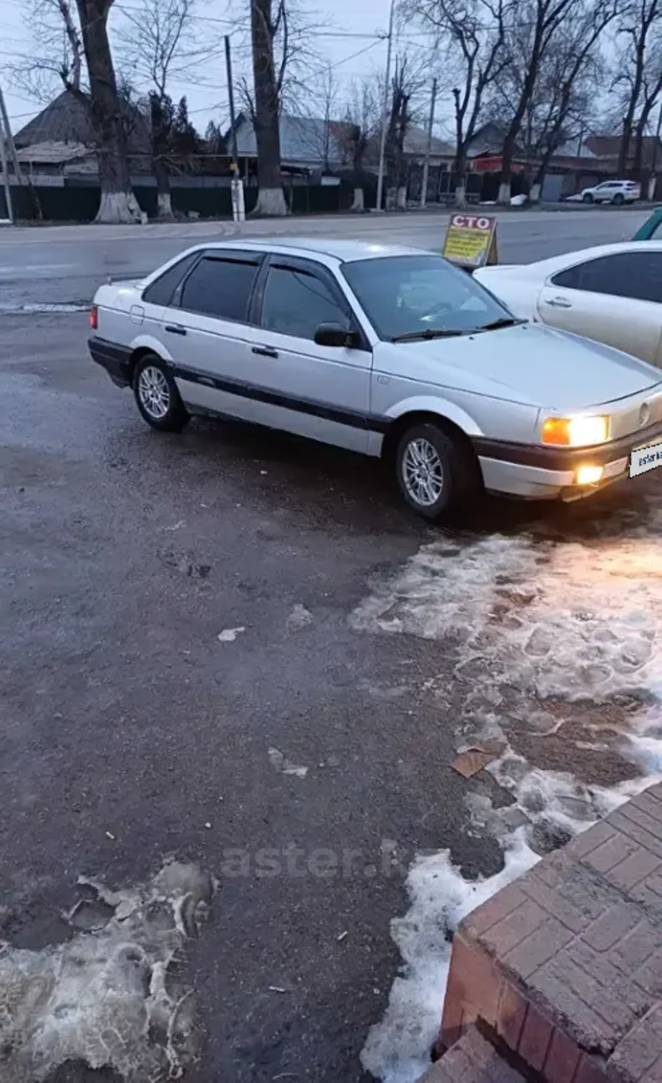 Volkswagen Passat 1988 года за 1 000 000 тг. в Алматинская область фото 4