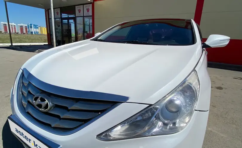 Hyundai Sonata 2010 года за 6 000 000 тг. в Актюбинская область фото 3