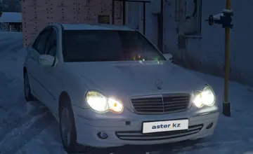 Mercedes-Benz C-Класс 2005 года за 3 900 000 тг. в Карагандинская область фото 4