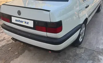 Volkswagen Vento 1992 года за 1 700 000 тг. в Шымкент фото 3