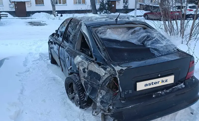 Opel Vectra 1996 года за 450 000 тг. в Петропавловск фото 4