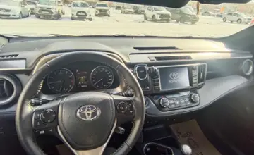 Toyota RAV4 2018 года за 15 500 000 тг. в Астана фото 5