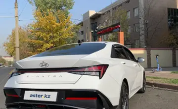 Hyundai Elantra 2023 года за 9 000 000 тг. в Алматы фото 3