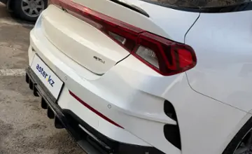 Kia K5 2023 года за 14 200 000 тг. в Алматы