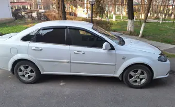 Daewoo Gentra 2014 года за 3 100 000 тг. в Шымкент фото 2