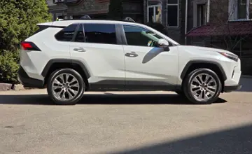 Toyota RAV4 2023 года за 18 900 000 тг. в Алматы фото 4