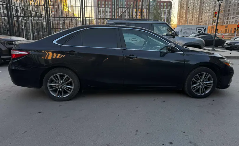 Toyota Camry 2017 года за 9 200 000 тг. в Астана фото 3