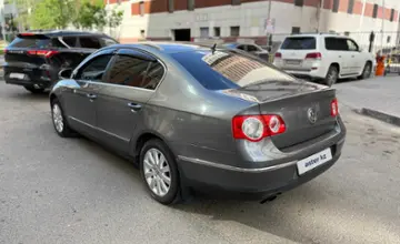 Volkswagen Passat 2006 года за 4 000 000 тг. в Астана
