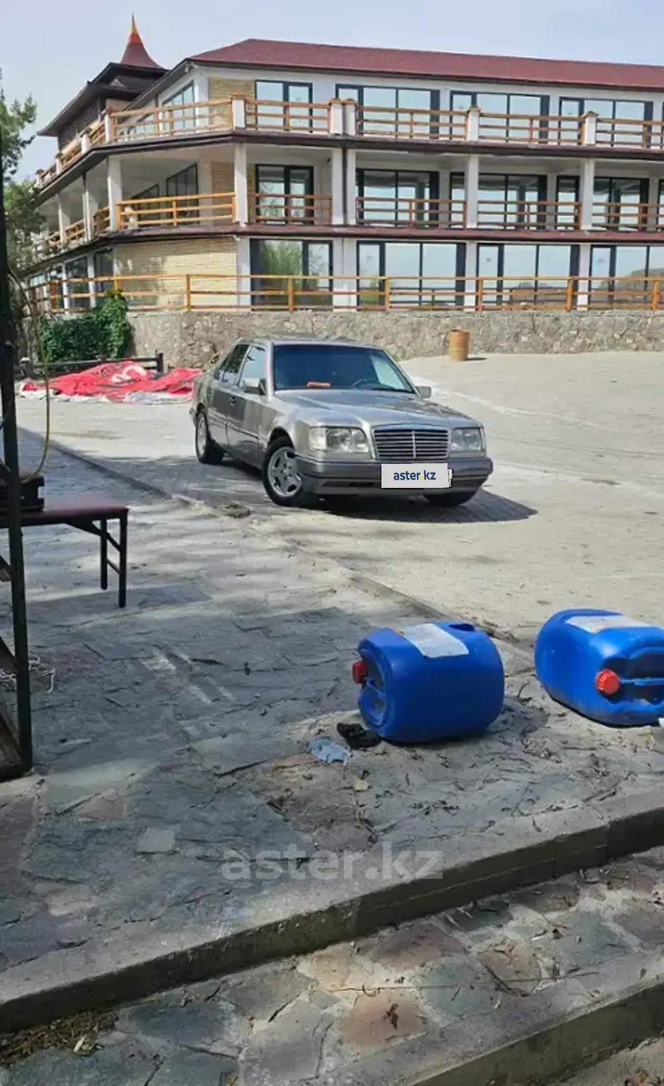 Mercedes-Benz E-Класс 1994 года за 3 000 000 тг. в Алматы