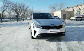 Kia Rio 2021 года за 7 700 000 тг. в Семей фото 2