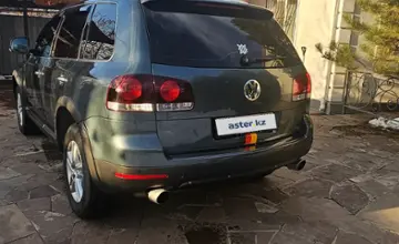 Volkswagen Touareg 2007 года за 6 800 000 тг. в Алматы