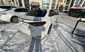 Toyota Corolla 2024 года за 15 590 000 тг. в Астана