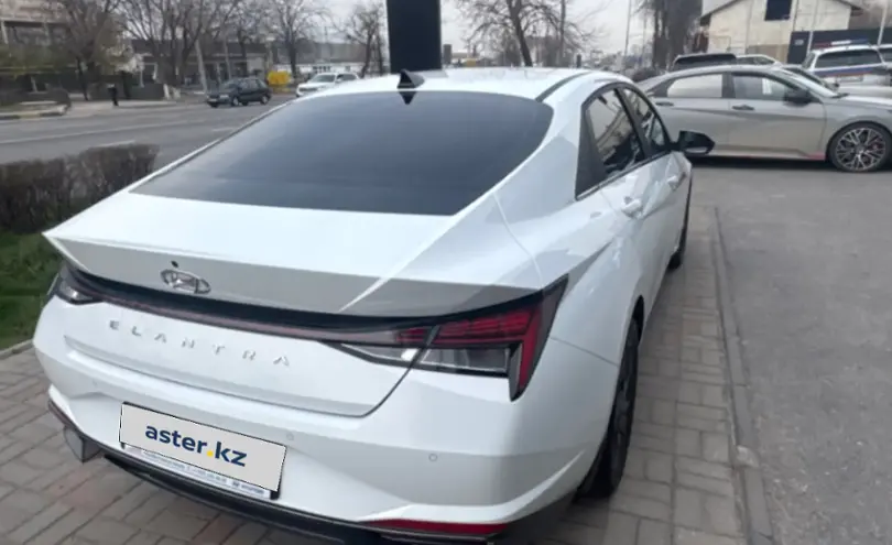 Hyundai Elantra 2023 года за 11 000 000 тг. в Шымкент фото 5