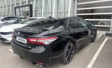 Toyota Camry 2020 года за 13 000 000 тг. в Шымкент