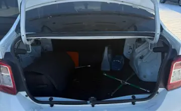 Renault Logan 2019 года за 3 800 000 тг. в Усть-Каменогорск