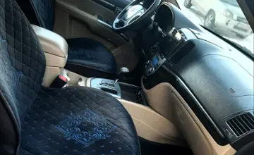 Hyundai Santa Fe 2011 года за 5 900 000 тг. в Астана фото 4