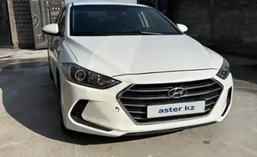 Hyundai Elantra 2018 года за 7 000 000 тг. в Шымкент фото 2
