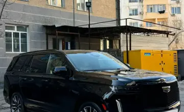 Cadillac Escalade 2022 года за 50 000 000 тг. в Шымкент