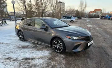 Toyota Camry 2020 года за 11 500 000 тг. в Астана фото 2