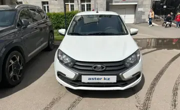 LADA (ВАЗ) Granta 2022 года за 4 600 000 тг. в Астана фото 3