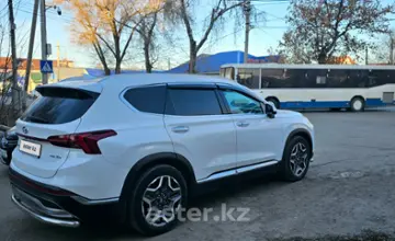 Hyundai Santa Fe 2021 года за 16 000 000 тг. в Уральск фото 4