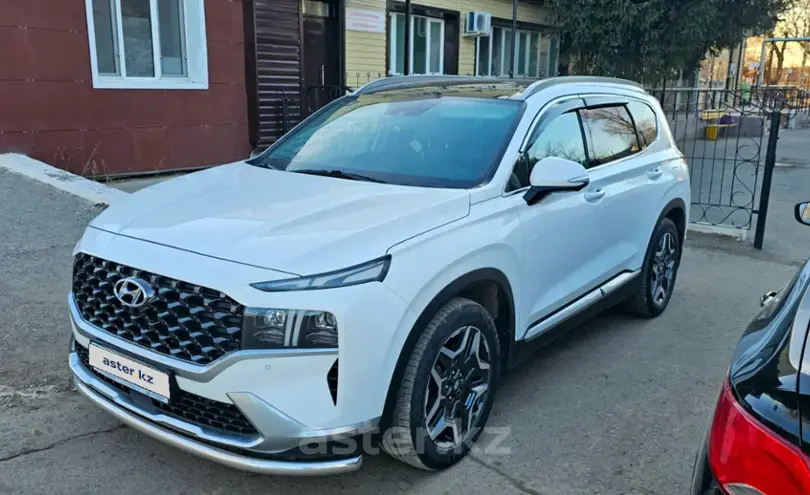 Hyundai Santa Fe 2021 года за 16 000 000 тг. в Уральск