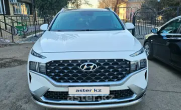 Hyundai Santa Fe 2021 года за 16 000 000 тг. в Уральск фото 2