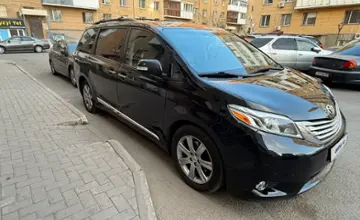 Toyota Sienna 2015 года за 15 200 000 тг. в Астана фото 2