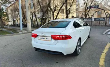 Jaguar XE 2018 года за 13 500 000 тг. в Алматы фото 3