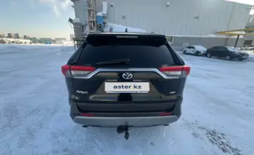 Toyota RAV4 2021 года за 17 000 000 тг. в Астана фото 3