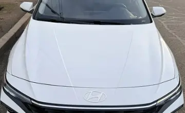 Hyundai Elantra 2023 года за 8 200 000 тг. в Алматы фото 3