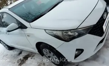Hyundai Accent 2021 года за 5 850 000 тг. в Талдыкорган фото 2