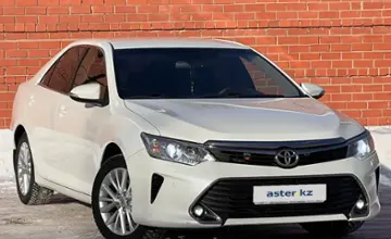Toyota Camry 2015 года за 11 400 000 тг. в Костанай фото 3