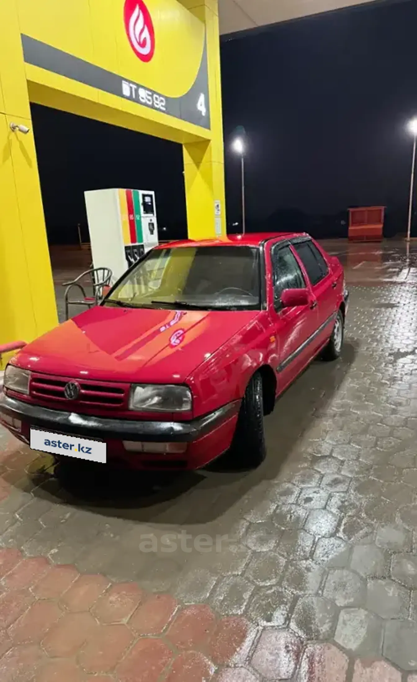 Volkswagen Vento 1994 года за 1 050 000 тг. в Шымкент фото 1