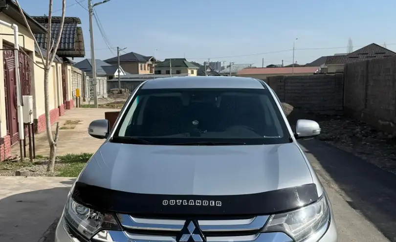 Mitsubishi Outlander 2018 года за 8 500 000 тг. в Шымкент