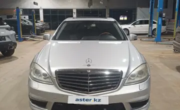 Mercedes-Benz S-Класс 2007 года за 7 500 000 тг. в Караганда фото 2