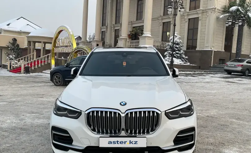 BMW X5 2022 года за 40 000 000 тг. в Алматы