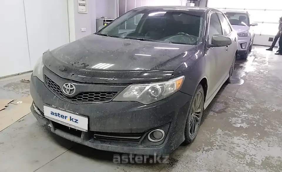 Toyota Camry 2012 года за 9 500 000 тг. в Павлодар