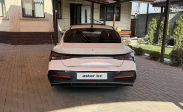 Hyundai Elantra 2024 года за 8 900 000 тг. в Алматы