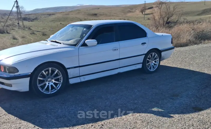 BMW 7 серии 1996 года за 2 400 000 тг. в Талдыкорган
