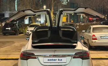 Tesla Model X 2018 года за 25 000 000 тг. в Алматы фото 4