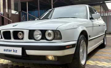 BMW 5 серии 1993 года за 3 500 000 тг. в Алматы фото 2