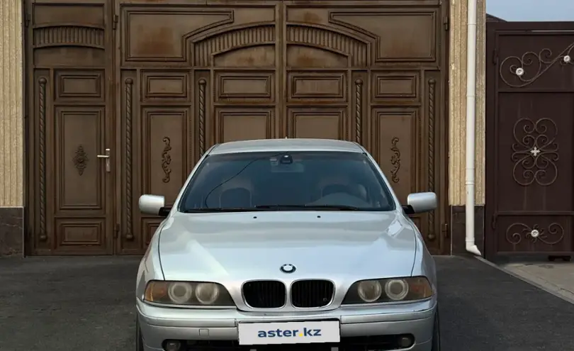 BMW 5 серии 2003 года за 2 400 000 тг. в Шымкент фото 2