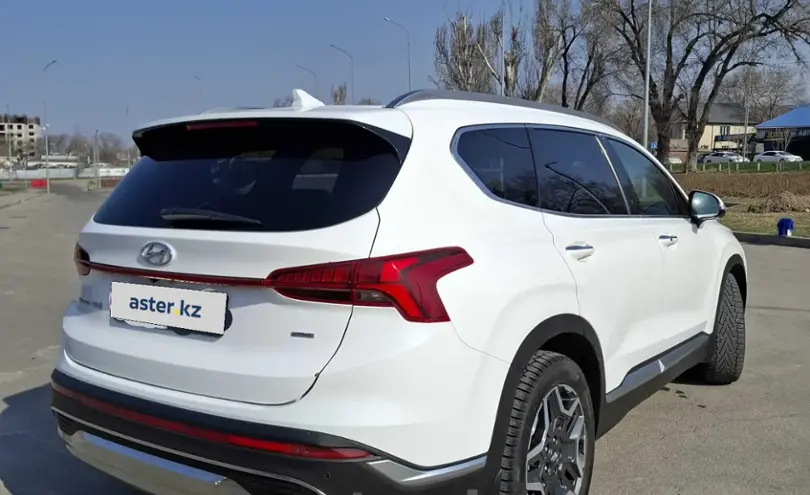 Hyundai Santa Fe 2021 года за 16 500 000 тг. в Алматы