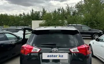 Toyota RAV4 2014 года за 9 900 000 тг. в Усть-Каменогорск фото 4