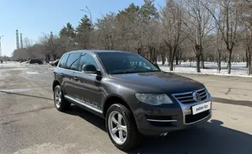 Volkswagen Touareg 2007 года за 6 200 000 тг. в Караганда фото 4