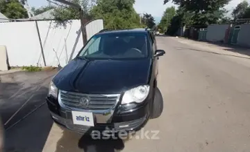 Volkswagen Touran 2007 года за 3 200 000 тг. в Алматы фото 4